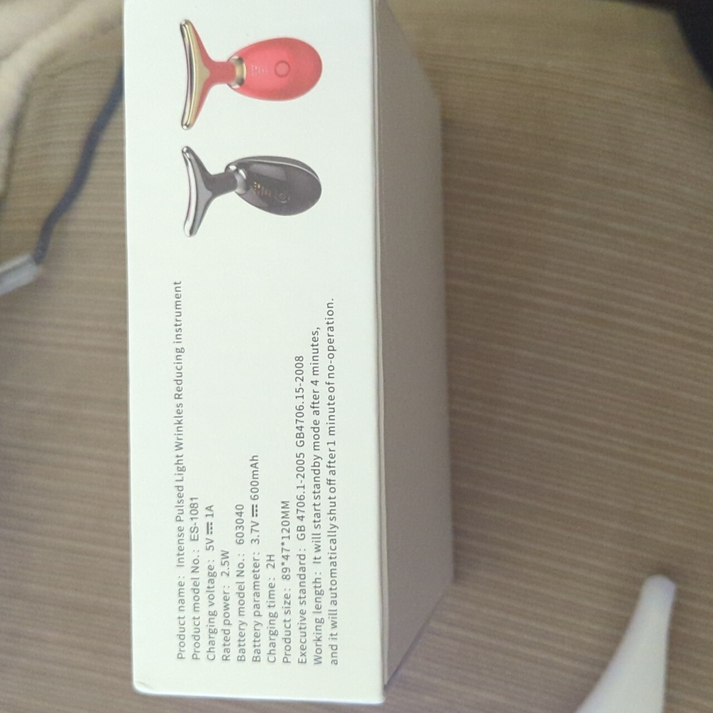 Intense Pulsed Light Wrinkle Reducing Instrument - Picture 8 of 8
